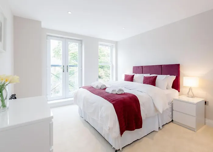 Roomspace Serviced Apartments - Trinity House